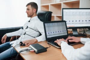 Lie detector support for legal professionals