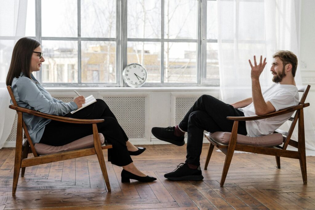 Lie detector apps vs. professional polygraph testing