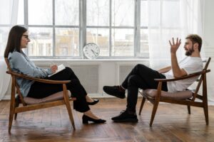 Lie detector apps vs. professional polygraph testing